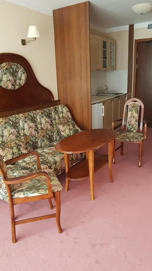 Apartamenty Rodzinne Przy Plazy 科沃布热格 外观 照片