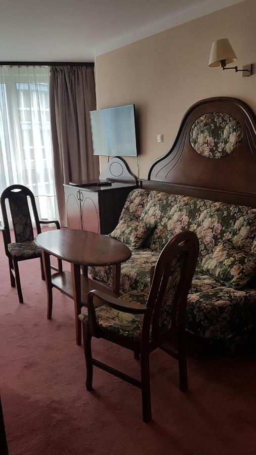 Apartamenty Rodzinne Przy Plazy 科沃布热格 外观 照片